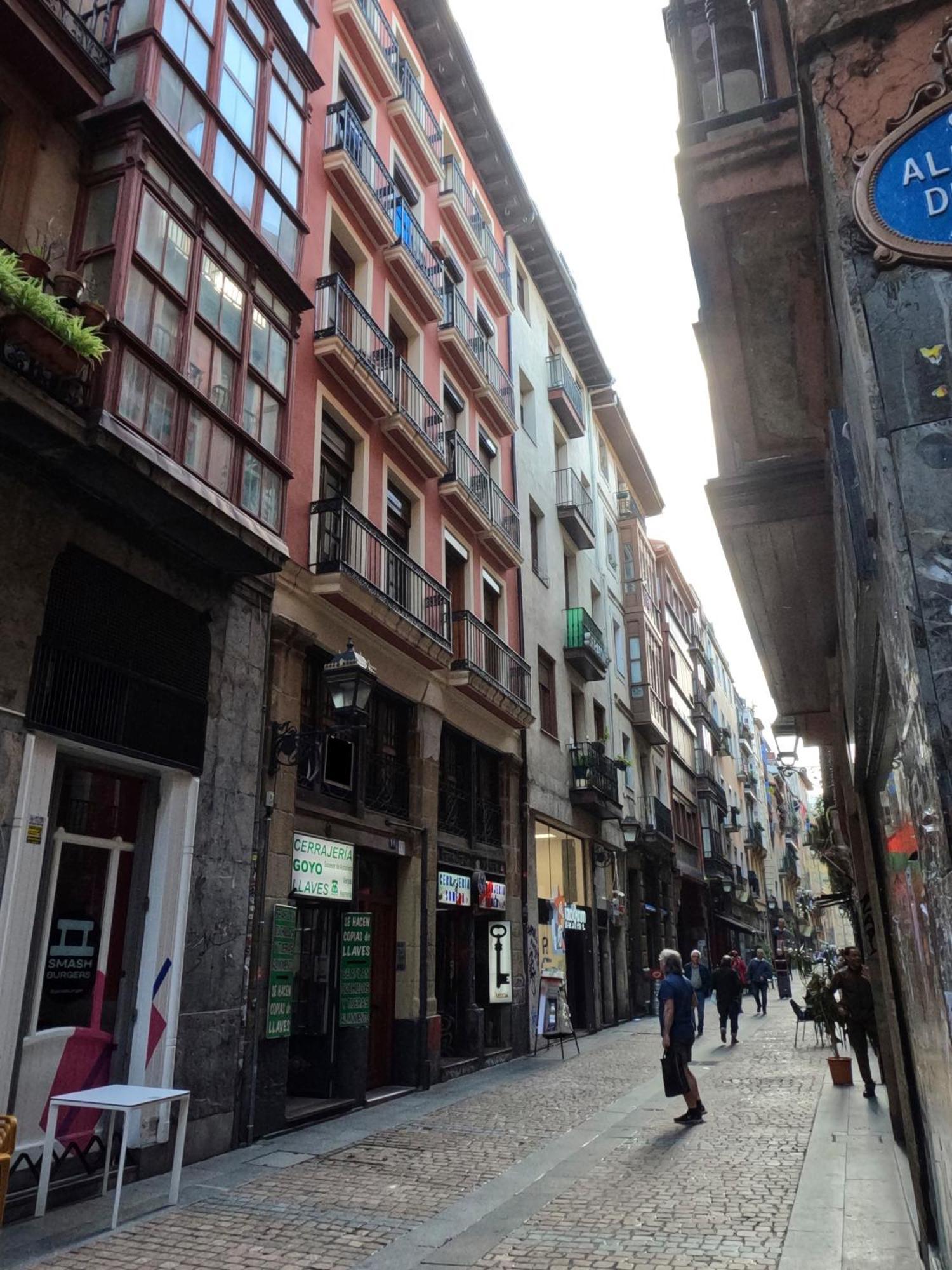 Casual Serantes Bilbao Exterior photo